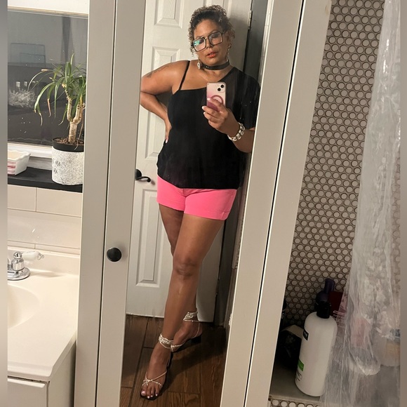 Meet your Posher, A Late Bloomer - Picture 5 of 15